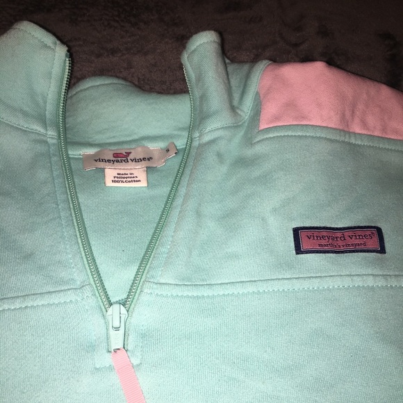 Vineyard vines pullover - Picture 4 of 5